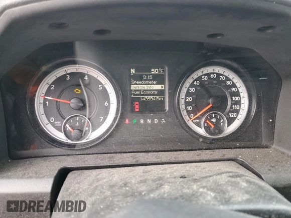 2015 Ram 1500 Big Horn z VIN 1C6RR7GT2FS723598, wystawiony jako Copart lot #45995345 z przebiegiem 143 594 mil mil oraz Szkoda całkowita • Salvage title. Historia ofert i sprzedaży dostępna na DreamBid. Obrazek 9.