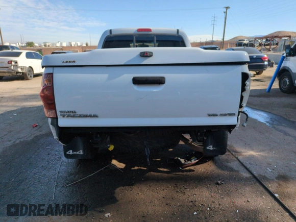 2006 Toyota Tacoma z VIN 5TEMU52N76Z249187, wystawiony jako Copart lot #53511195 z przebiegiem 247 808 mil mil oraz Szkoda całkowita • Salvage title. Historia ofert i sprzedaży dostępna na DreamBid. Obrazek 6.