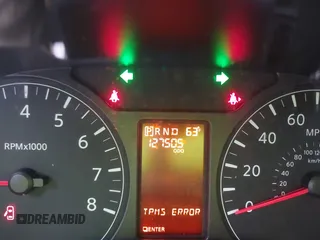 2020 Nissan NV Cargo SV z VIN 1N6BF0KM5LN809313, wystawiony jako IAAI lot #41863076 z przebiegiem 127 505 mil mil oraz . Historia ofert i sprzedaży dostępna na DreamBid. Obrazek 15.