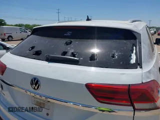2021 Volkswagen Atlas SEL с VIN 1V2EE2CA8MC202806, выставлен на аукционе IAAI как лот 41984025 с пробегом 126 868 миль миль и . История ставок и продаж доступна на DreamBid. Изображение 17.