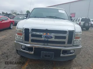 2010 Ford Super Duty F-250 SRW XL with VIN 1FTSW2BY2AEA60565, listed as a IAAI auction lot 41714262 with 177,014 mi miles. Bid and sale history available at carsss.com. Image 12.