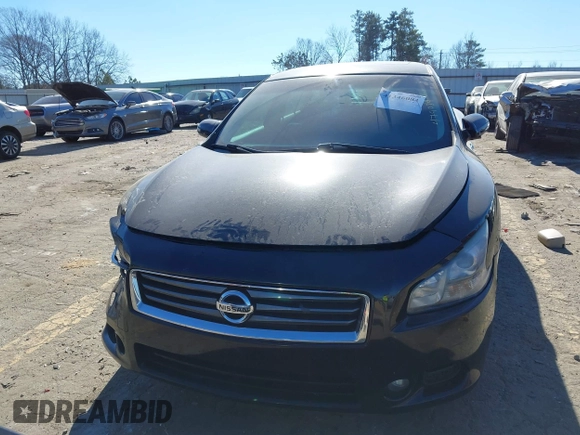 2014 Nissan Maxima SV z VIN 1N4AA5AP0EC479039, wystawiony jako IAAI lot #41346084 z przebiegiem 235 823 mil mil oraz . Historia ofert i sprzedaży dostępna na DreamBid. Obrazek 12.