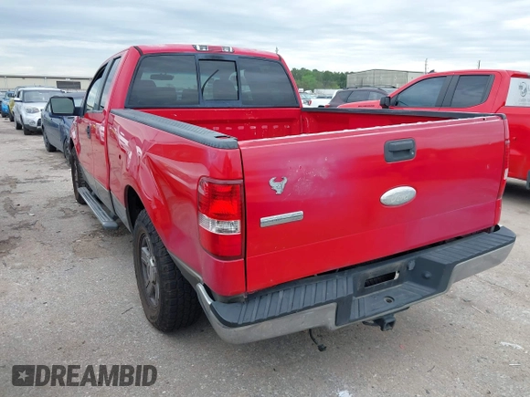 2006 Ford F-150 STX with VIN 1FTRX12W16NB08665, listed as a IAAI auction lot 41910402 with 170,392 mi miles. Bid and sale history available at carsss.com. Image 3.