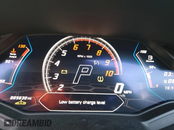 2022 Lamborghini Huracan z VIN ZHWUT5ZF9NLA17926, wystawiony jako Copart lot #83543394 z przebiegiem 5 830 mil mil oraz Szkoda całkowita • Salvage title. Historia ofert i sprzedaży dostępna na DreamBid. Obrazek 9.