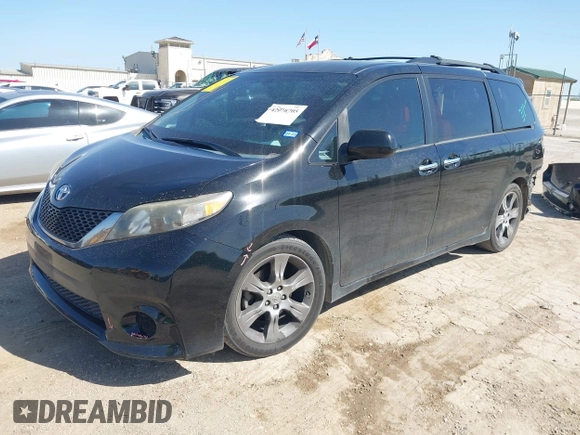 2013 Toyota Sienna SE with VIN 5TDXK3DC9DS359655, listed as a IAAI auction lot 42078705 with 159,101 mi miles and . Bid and sale history available at DreamBid. Image 2.