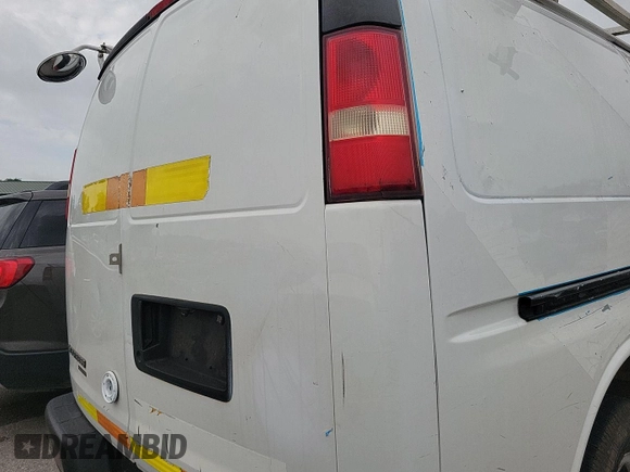 2012 Chevrolet Express Cargo с VIN 1GCWGFCAXC1164237, выставлен на аукционе IAAI как лот 42620003 с пробегом 219 226 миль миль и . История ставок и продаж доступна на DreamBid. Изображение 8.
