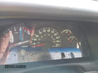 2002 Chevrolet Tracker LT z VIN 2CNBJ634926935241, wystawiony jako IAAI lot #42086260 z przebiegiem Nie podano mil oraz . Historia ofert i sprzedaży dostępna na DreamBid. Obrazek 7.