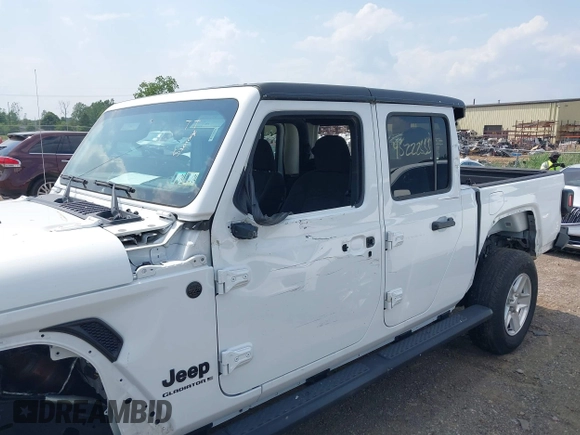 2023 Jeep Gladiator Sport S with VIN 1C6HJTAG3PL532694, listed as a IAAI auction lot 42446863 with 40,525 mi miles and . Bid and sale history available at DreamBid. Image 6.