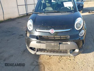 2017 FIAT 500L Trekking z VIN ZFBCFADH5HZ039470, wystawiony jako IAAI lot #40989704 z przebiegiem 117 901 mil mil oraz . Historia ofert i sprzedaży dostępna na DreamBid. Obrazek 16.
