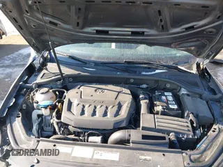 2019 Volkswagen Passat 2.0T Wolfsburg Edition with VIN 1VWLA7A37KC012589, listed as a IAAI auction lot 41394161 with 97,652 mi miles. Bid and sale history available at carsss.com. Image 10.