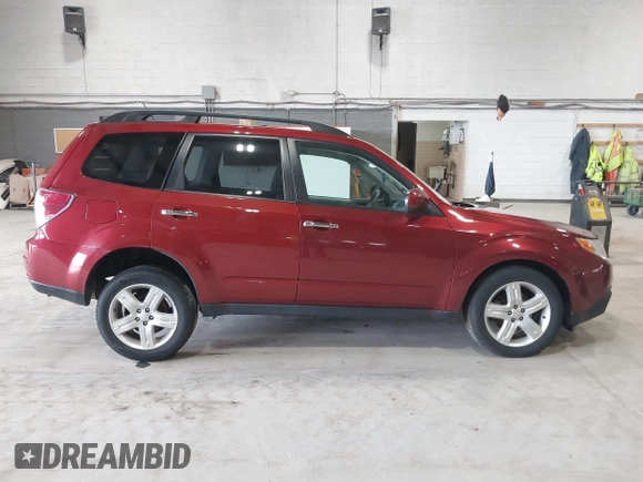 2010 Subaru Forester 2.5X Premium with VIN JF2SH6CC4AH759944, listed as a IAAI auction lot 41964534 with 47,726 mi miles. Bid and sale history available at carsss.com. Image 13.