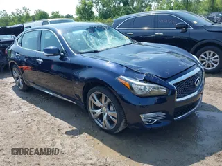 2019 Infiniti Q70 Luxe с VIN JN1BY1PR9KM725249, выставлен на аукционе IAAI как лот 42541363 с пробегом 40 201 миль миль и . История ставок и продаж доступна на DreamBid. Изображение 1.