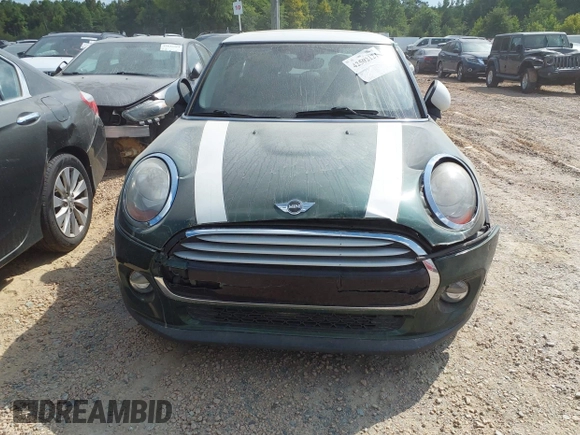 2014 MINI Hardtop with VIN WMWXM5C53ET972847, listed as a IAAI auction lot 42502121 with 165,475 mi miles and . Bid and sale history available at DreamBid. Image 17.