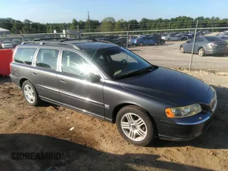 2006 Volvo V70 2.5L Turbo with VIN YV1SW592061534136, listed as a IAAI auction lot 42763970 with 207,307 mi miles and . Bid and sale history available at DreamBid. Image 1.