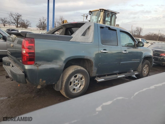 2008 Chevrolet Avalanche LS with VIN 3GNFK12358G172847, listed as a Copart auction lot 43667645 with 196,049 mi miles and Clean Title. Bid and sale history available at carsss.com. Image 3.