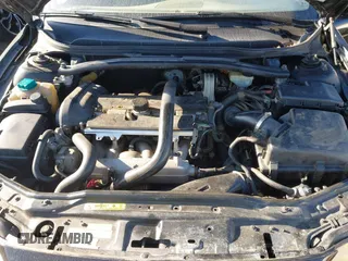 2006 Volvo S60 2.5L Turbo with VIN YV1RS592062507779, listed as a IAAI auction lot 41858357 with 99,003 mi miles. Bid and sale history available at carsss.com. Image 6.