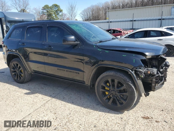 2018 Jeep Grand Cherokee Upland with VIN 1C4RJFAG7JC437187, listed as a Copart auction lot 47816075 with 102,314 mi miles and Salvage title. Bid and sale history available at DreamBid. Image 4.