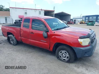 2015 Toyota Tacoma with VIN 5TFTX4CN4FX064582, listed as a IAAI auction lot 42595004 with 232,139 mi miles and . Bid and sale history available at DreamBid. Image 1.