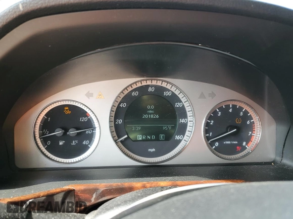 2011 Mercedes-Benz GLK 350 z VIN WDCGG8HB5BF576787, wystawiony jako Copart lot #52255625 z przebiegiem 201 826 mil mil oraz Czysty tytuł • Clean title. Historia ofert i sprzedaży dostępna na DreamBid. Obrazek 9.
