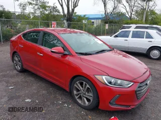 2017 Hyundai Elantra SE z VIN 5NPD84LF7HH052757, wystawiony jako IAAI lot #41409185 z przebiegiem 179 954 mil mil oraz . Historia ofert i sprzedaży dostępna na DreamBid. Obrazek 1.