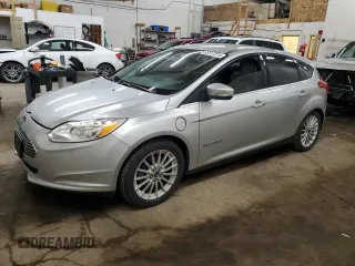 2013 Ford Focus Electric z VIN 1FADP3R43DL263548, wystawiony jako Copart lot #85517014 z przebiegiem 74 398 mil mil oraz Tytuł czysty. Historia ofert i sprzedaży dostępna na DreamBid. Obrazek 1.