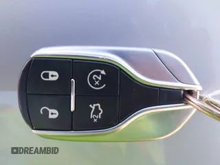 2015 Maserati Ghibli z VIN ZAM57XSA7F1135961, wystawiony jako IAAI lot #40831583 z przebiegiem 89 671 mil mil oraz . Historia ofert i sprzedaży dostępna na DreamBid. Obrazek 11.