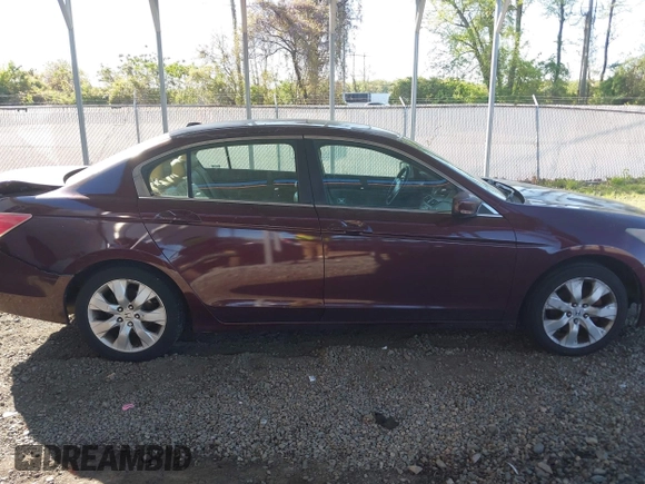 2009 Honda Accord EX-L z VIN 1HGCP26879A201257, wystawiony jako IAAI lot #42103690 z przebiegiem 306 465 mil mil oraz . Historia ofert i sprzedaży dostępna na DreamBid. Obrazek 13.
