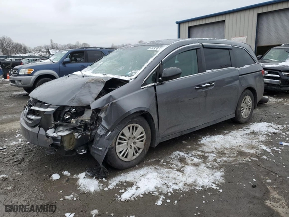 2014 Honda Odyssey LX with VIN 5FNRL5H26EB119925, listed as a Copart auction lot 45383145 with 178,620 mi miles and Salvage Title. Bid and sale history available at carsss.com. Image 1.