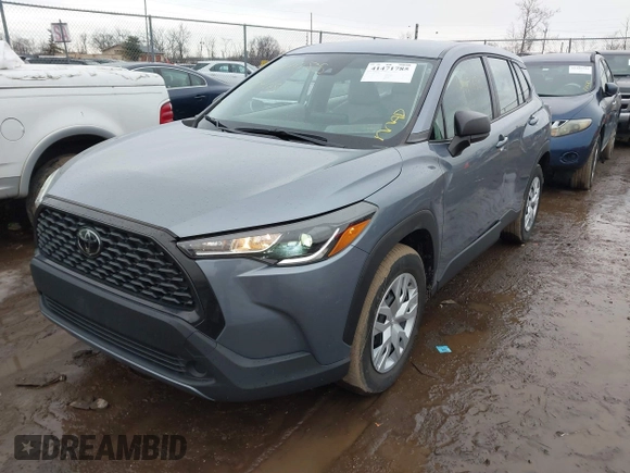 2022 Toyota Corolla Cross L with VIN 7MUAAABG3NV040858, listed as a IAAI auction lot 41471785 with 37,403 mi miles and . Bid and sale history available at DreamBid. Image 2.