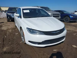 2015 Chrysler 200 S with VIN 1C3CCCBG9FN756958, listed as a IAAI auction lot 38759616 with 81,449 mi miles and . Bid and sale history available at carsss.com. Image 1.