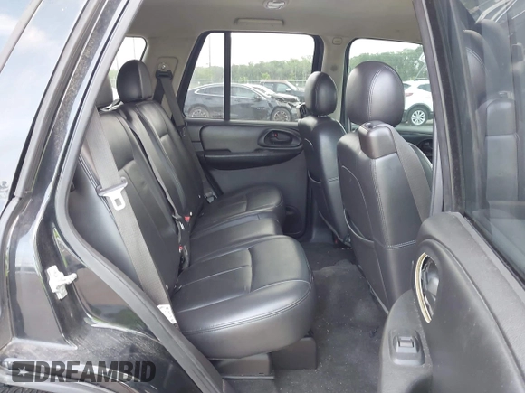 2009 Chevrolet TrailBlazer LT w/2LT with VIN 1GNDT33S192110085, listed as a IAAI auction lot 42084586 with 252,158 mi miles. Bid and sale history available at carsss.com. Image 8.