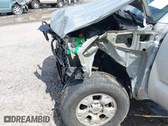 2008 Toyota Tacoma with VIN 3TMLU42N98M015025, listed as a IAAI auction lot 42180327 with 141,017 mi miles and . Bid and sale history available at DreamBid. Image 6.