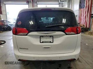 2017 Chrysler Pacifica Touring L with VIN 2C4RC1BGXHR831361, listed as a Copart auction lot 55172955 with 104,116 mi miles and Non Repairable. Bid and sale history available at DreamBid. Image 6.
