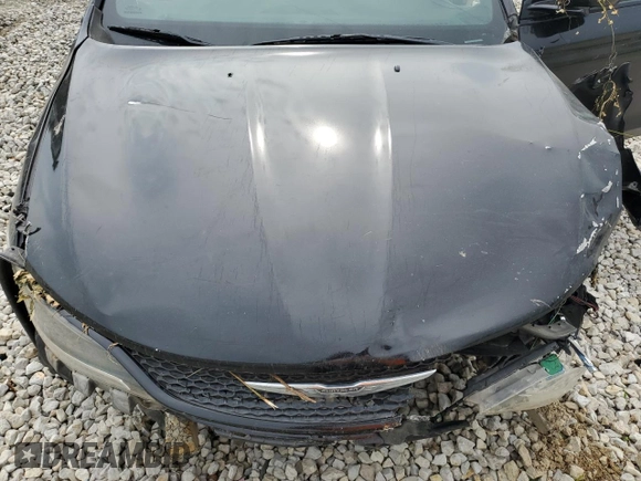 2016 Chrysler 200 S z VIN 1C3CCCBB9GN133054, wystawiony jako Copart lot #57233885 z przebiegiem Nie podano mil oraz Szkoda całkowita • Salvage title. Historia ofert i sprzedaży dostępna na DreamBid. Obrazek 11.
