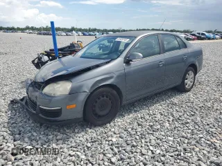 2010 Volkswagen Jetta S with VIN 3VWJZ7AJ6AM008691, listed as a Copart auction lot 61928745 with 162,806 mi miles and Salvage title. Bid and sale history available at DreamBid. Image 1.