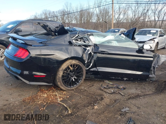 2022 Ford Mustang GT with VIN 1FA6P8CF9N5111439, listed as a IAAI auction lot 38715762 with 1 mi miles. Bid and sale history available at carsss.com. Image 4.