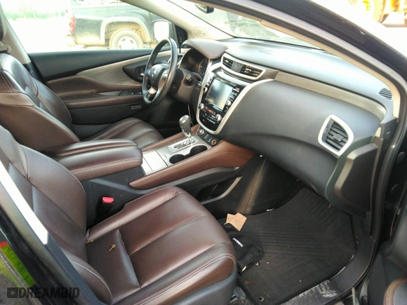 2016 Nissan Murano SL with VIN 5N1AZ2MH3GN105923, listed as a IAAI auction lot 40622962 with 107,922 mi miles. Bid and sale history available at carsss.com. Image 5.