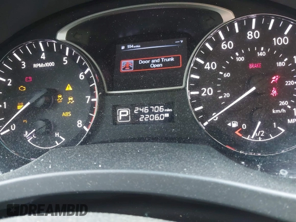 2014 Nissan Altima 2.5 with VIN 1N4AL3APXEC182763, listed as a IAAI auction lot 41943003 with 246,706 mi miles. Bid and sale history available at carsss.com. Image 7.