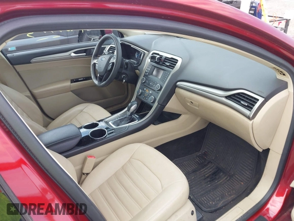 2013 Ford Fusion SE Hybrid with VIN 3FA6P0LU6DR302909, listed as a IAAI auction lot 42035803 with 186,050 mi miles. Bid and sale history available at carsss.com. Image 5.