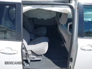 2019 Toyota Sienna LE Auto Access Seat with VIN 5TDKZ3DC6KS012237, listed as a IAAI auction lot 41822942 with 97,237 mi miles and . Bid and sale history available at DreamBid. Image 8.