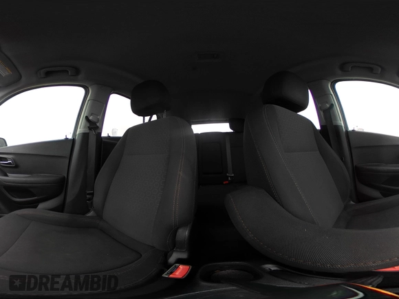 2020 Chevrolet Trax LS with VIN 3GNCJKSB2LL205578, listed as a IAAI auction lot 41487913 with 122,343 mi miles and . Bid and sale history available at DreamBid. Image 19.