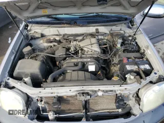 2001 Toyota Tundra SR5 with VIN 5TBRN34151S188339, listed as a Copart auction lot 50261925 with 95,781 mi miles and Clean Title. Bid and sale history available at DreamBid. Image 11.
