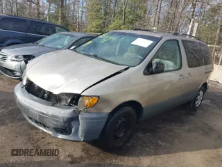 2001 Toyota Sienna CE with VIN 4T3ZF19C91U351141, listed as a IAAI auction lot 41608484 with 325,657 mi miles. Bid and sale history available at carsss.com. Image 18.