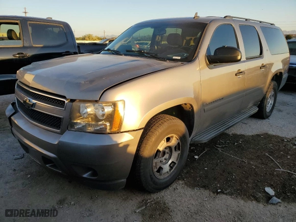 2009 Chevrolet Suburban LS with VIN 1GNFC16089R225359, listed as a Copart auction lot 76146434 with 205,749 mi miles and Salvage Title. Bid and sale history available at carsss.com. Image 1.