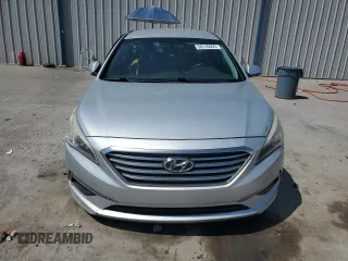 2015 Hyundai Sonata SE z VIN 5NPE24AF6FH108144, wystawiony jako Copart lot #58140065 z przebiegiem 126 031 mil mil oraz Szkoda całkowita • Salvage title. Historia ofert i sprzedaży dostępna na DreamBid. Obrazek 5.