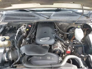 2003 Chevrolet Silverado 1500 LT with VIN 2GCEK19T131364293, listed as a IAAI auction lot 42025176 with 291,932 mi miles. Bid and sale history available at carsss.com. Image 10.