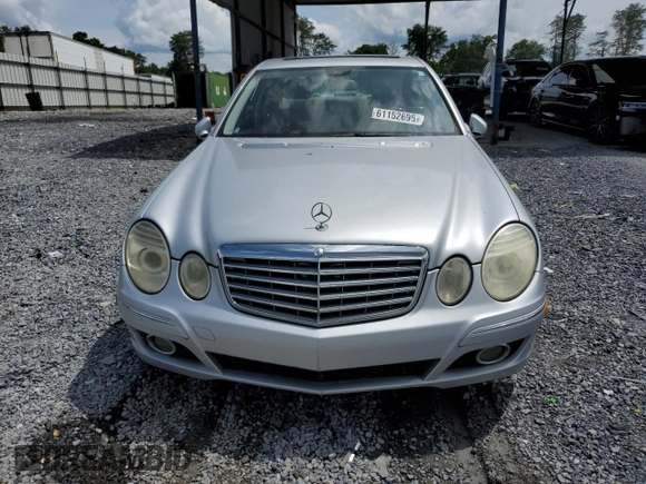 2008 Mercedes-Benz E 320 with VIN WDBUF22X58B266439, listed as a Copart auction lot 61152695 with 82,576 mi miles and Salvage title. Bid and sale history available at DreamBid. Image 5.