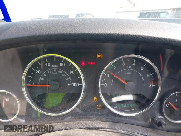 2016 Jeep Wrangler Unlimited Sahara with VIN 1C4BJWEG8GL333876, listed as a IAAI auction lot 42314351 with 163,889 mi miles and . Bid and sale history available at DreamBid. Image 7.