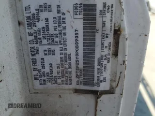 1993 Ford F-250 с VIN 2FTEF25Y0PCB09057, выставлен на аукционе Copart как лот 58813815 с пробегом 216 202 миль миль и Чистый • Clean title. История ставок и продаж доступна на DreamBid. Изображение 12.