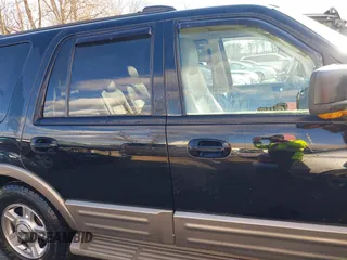 2003 Ford Expedition Eddie Bauer z VIN 1FMFU18L13LC31460, wystawiony jako IAAI lot #41204255 z przebiegiem 248 719 mil mil oraz . Historia ofert i sprzedaży dostępna na DreamBid. Obrazek 13.